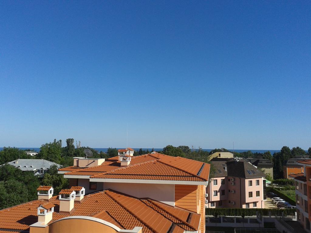 Apartment In St. Constantine And Helena Sveti Konstantin Buitenkant foto